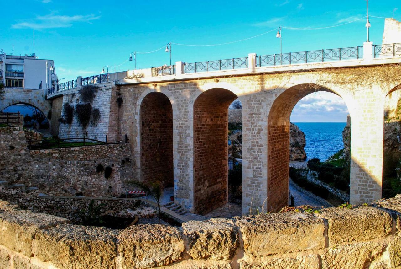 Underground 22 Hotel Polignano a Mare Buitenkant foto