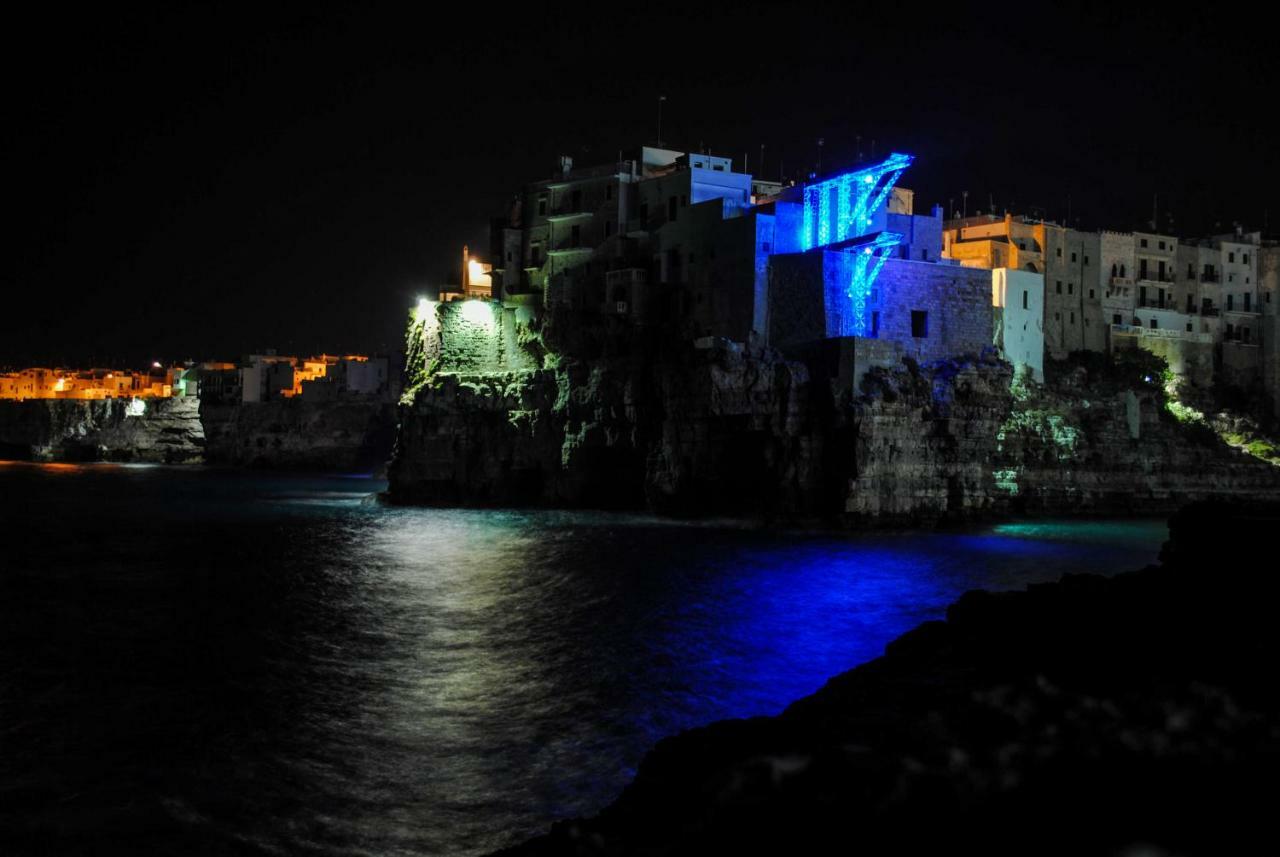 Underground 22 Hotel Polignano a Mare Buitenkant foto